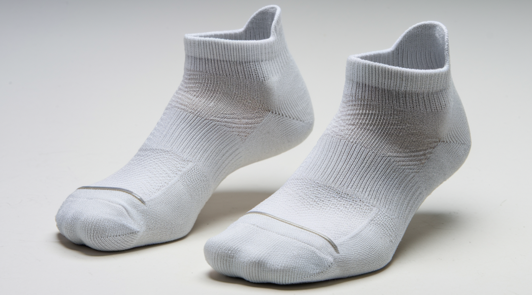 men’s white ankle socks | breathable socks | ankle socks for sports | durable men’s socks | moisture-wicking socks | best socks for comfort | stylish ankle socks