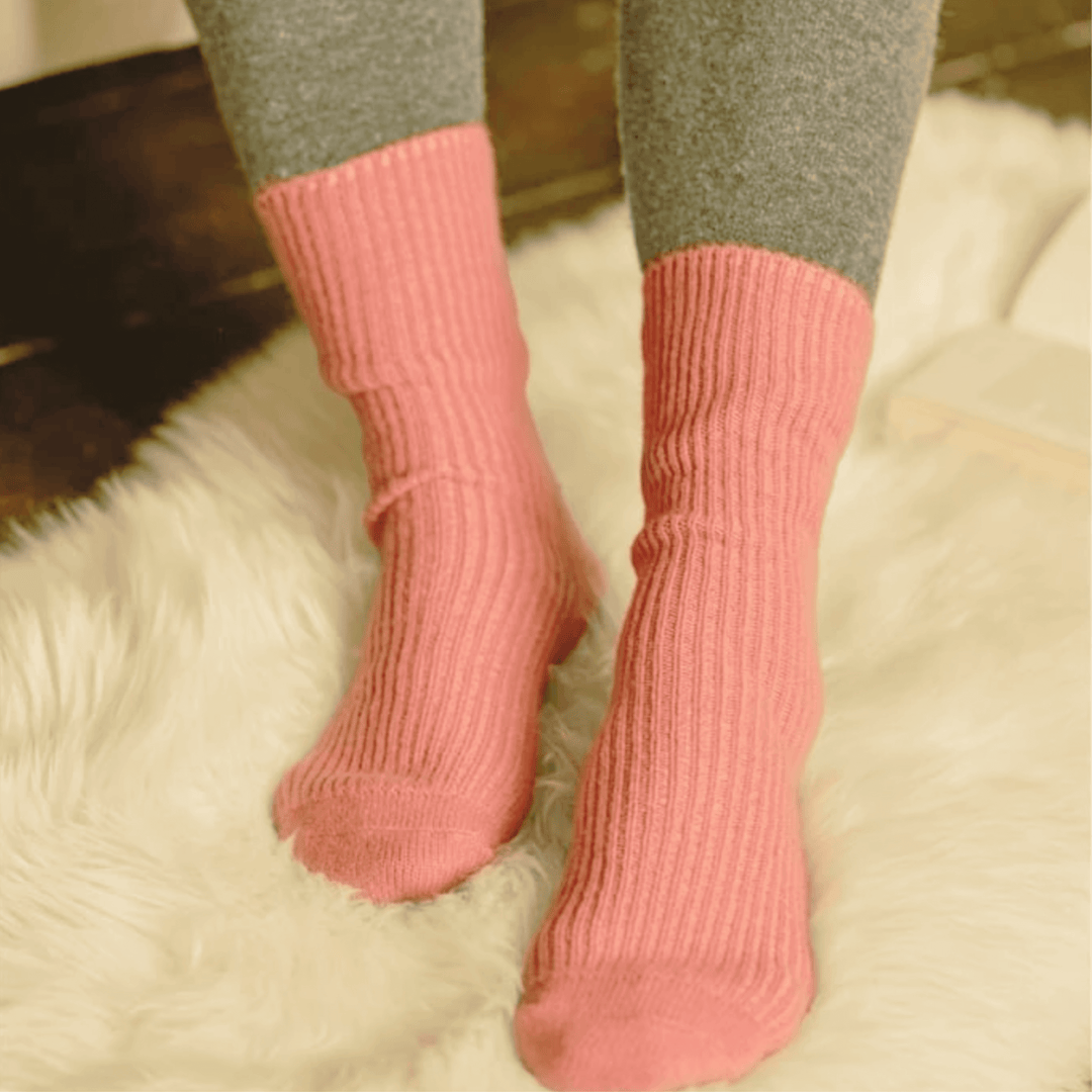 Pink cashmere socks l Perfect sock Gift