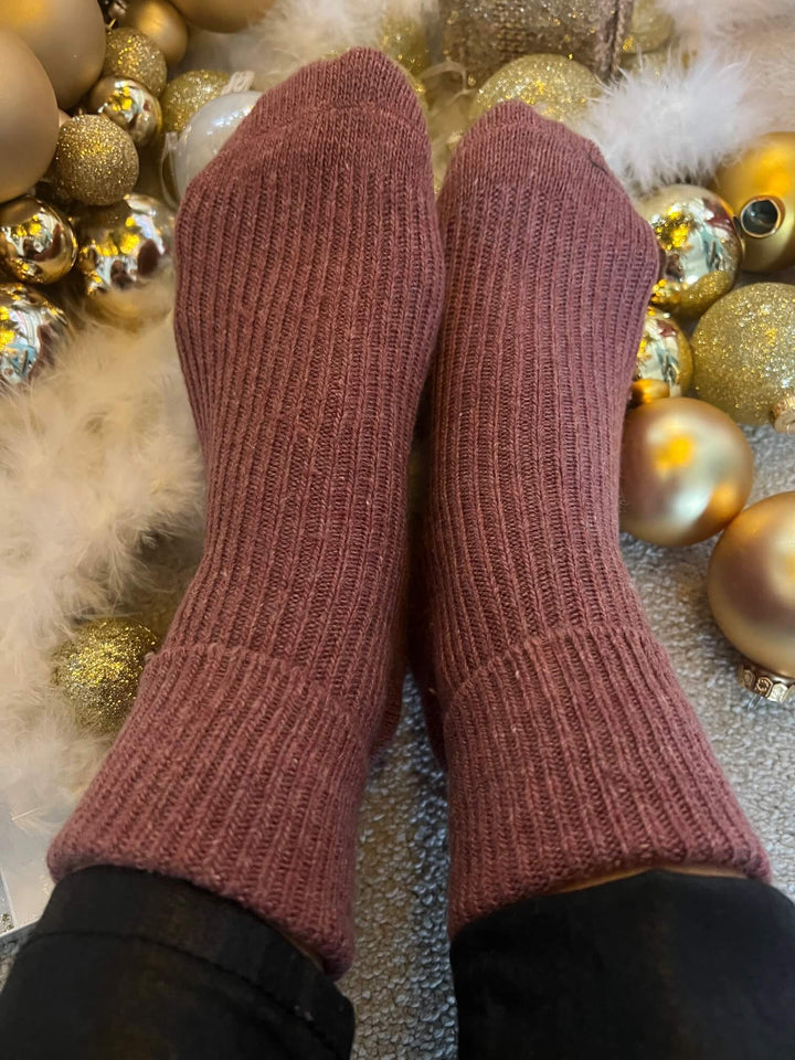 burgundy cashmere socks